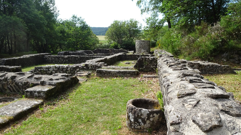 RUINAS GALORROMANAS DE LES CARS - Ussel | Secret World Trip Planner