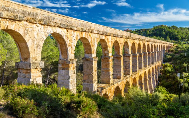 Las ruinas del acueducto romano - Tarragona | Secret World Trip Planner