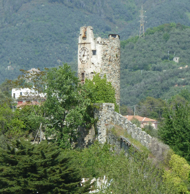 Ballaí meánaoiseach - Levanto | Secret World Trip Planner