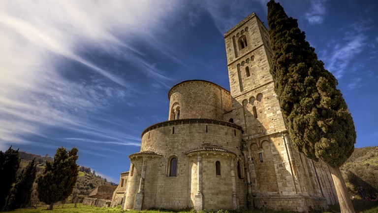 Аббатство Сант'Антимо - Castelnuovo dell'Abate | Secret World Trip Planner