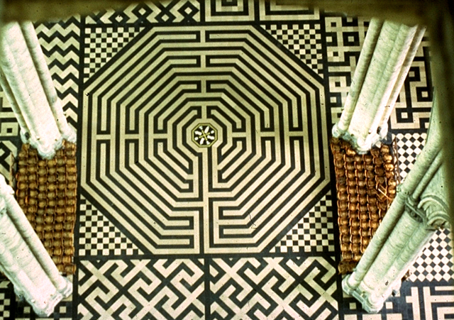 Labyrinth der Kathedrale von Amiens — Amiens