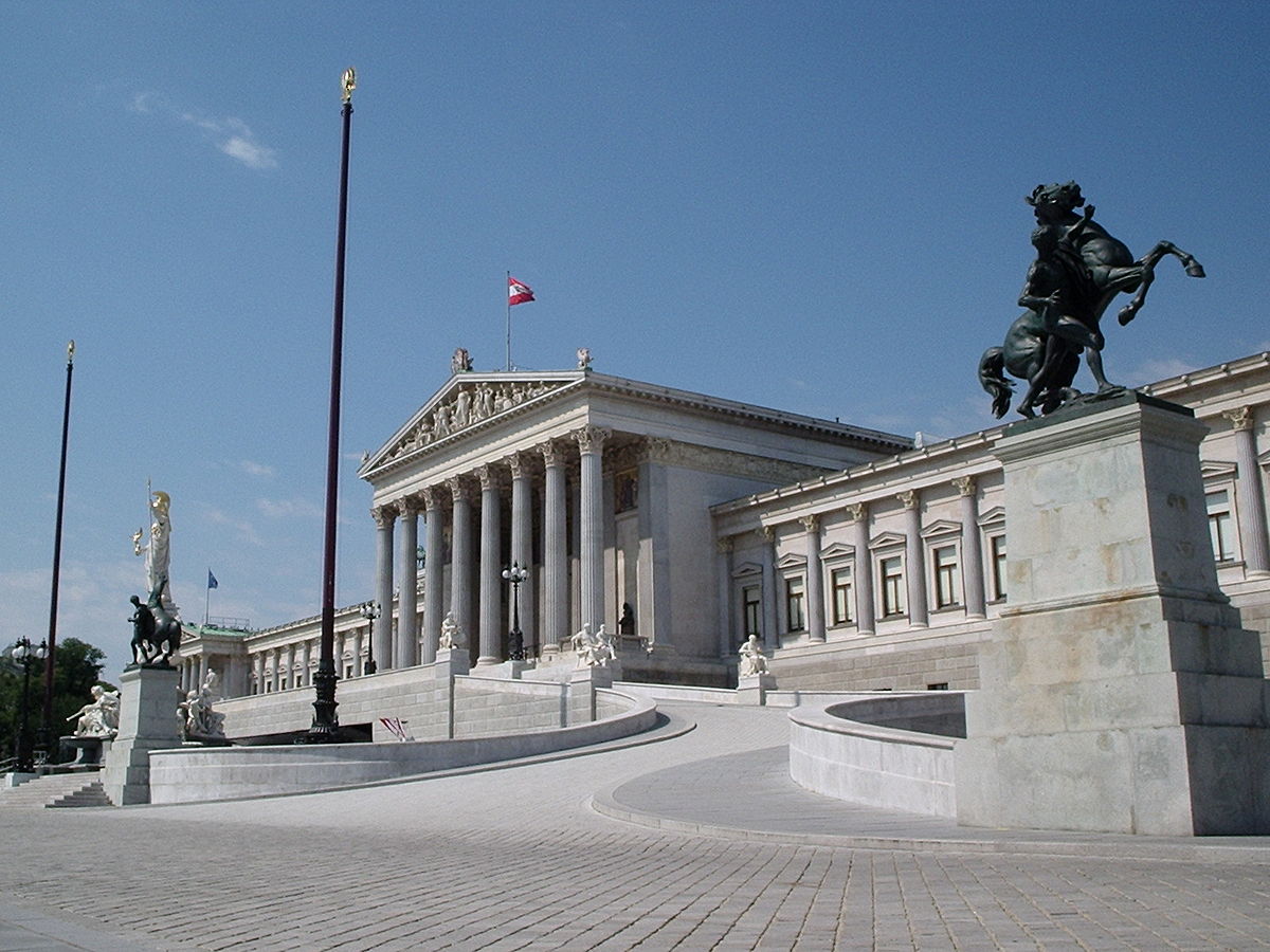 Edifici Del Parlament Austríac - Wien | Secret World Trip Planner