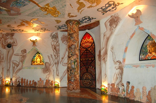 Les Temples de l'Humanité de Damanhur - Vidracco | Secret World Trip Planner