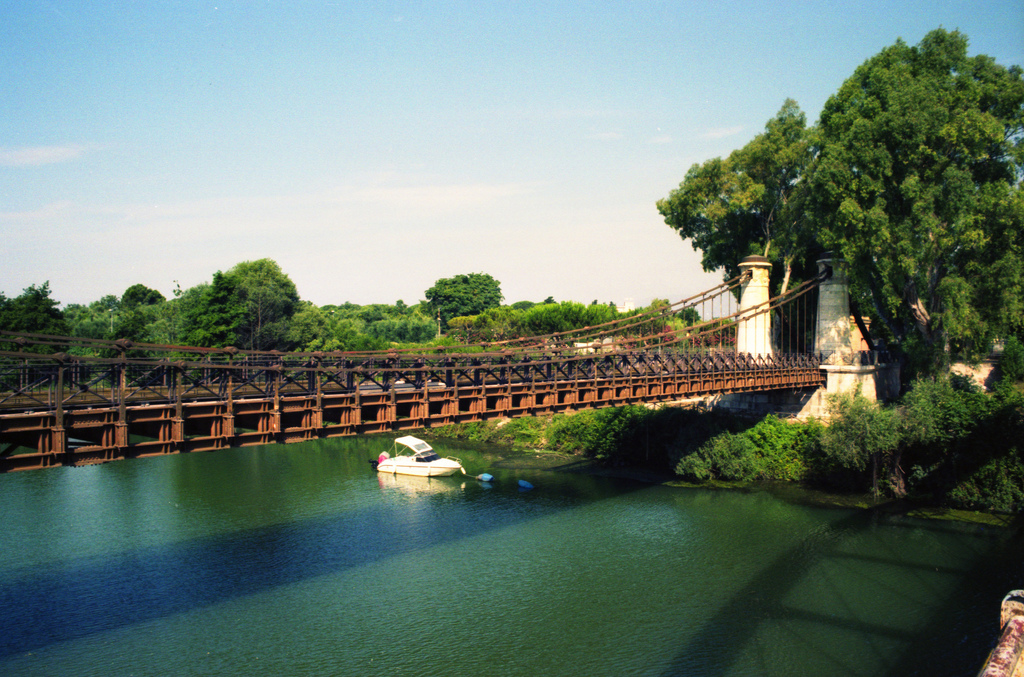 Ponte colgante sobre o Garigliano - Fiume Garigliano | Secret World Trip Planner