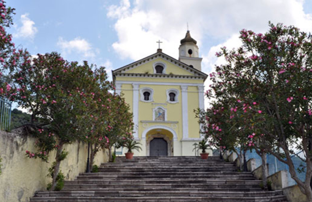 แซงชัวรี มาเรีย เอส.เอส. แห่งความอุดมสมบูรณ์ - Marzano di Nola | Secret World Trip Planner