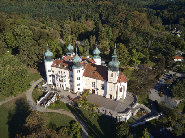 Castello di Artstetten - Artstetten | Secret World Trip Planner