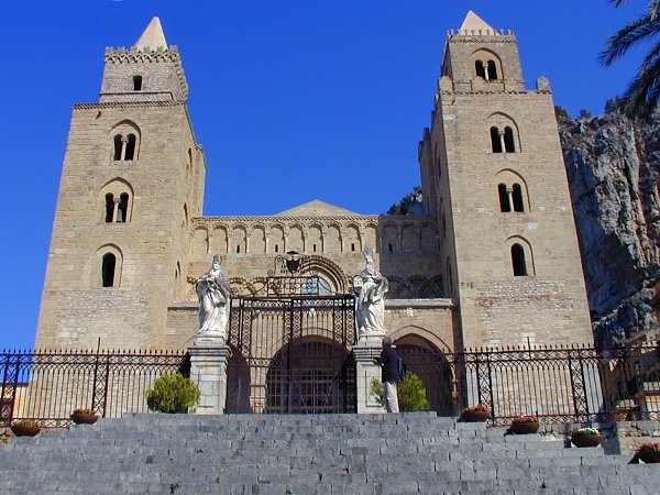 Cathédrale de Cefalù - Cefalù | Secret World Trip Planner