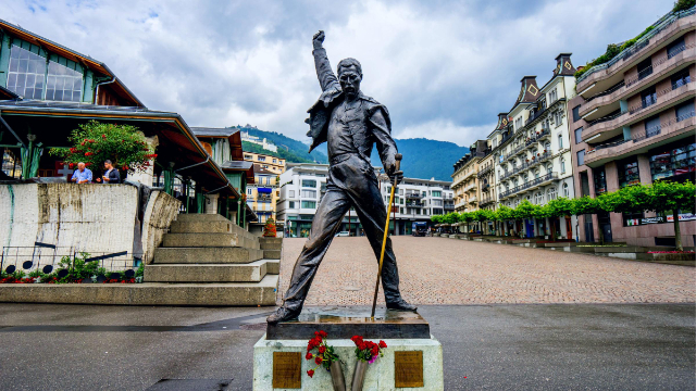 Freddie Mercury-statuen - Montreux | Secret World Trip Planner