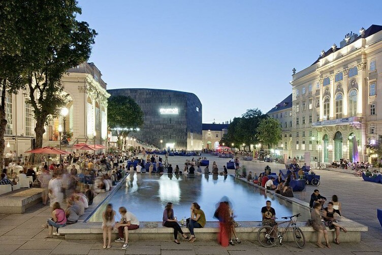 वियेना: संग्रहालयों Quartier - Wien | Secret World Trip Planner