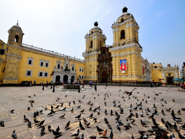 Monasterio de San Francisco - Lima | Secret World Trip Planner