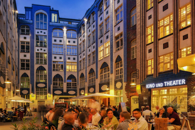 Hackeschen Höfe - Berlin | Secret World Trip Planner