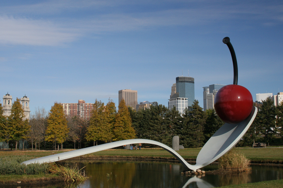 A Spoonbridge és Cherry szobor - Minneapolis | Secret World Trip Planner