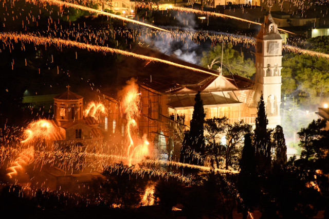 La guerre des fusées de Chios - Vrontados | Secret World Trip Planner