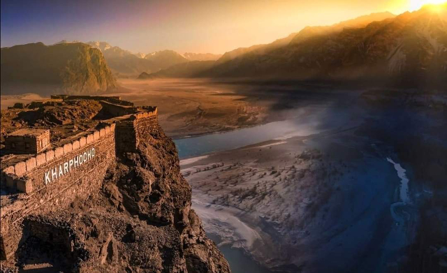 Fuerte de Kharpocho - Skardu | Secret World Trip Planner