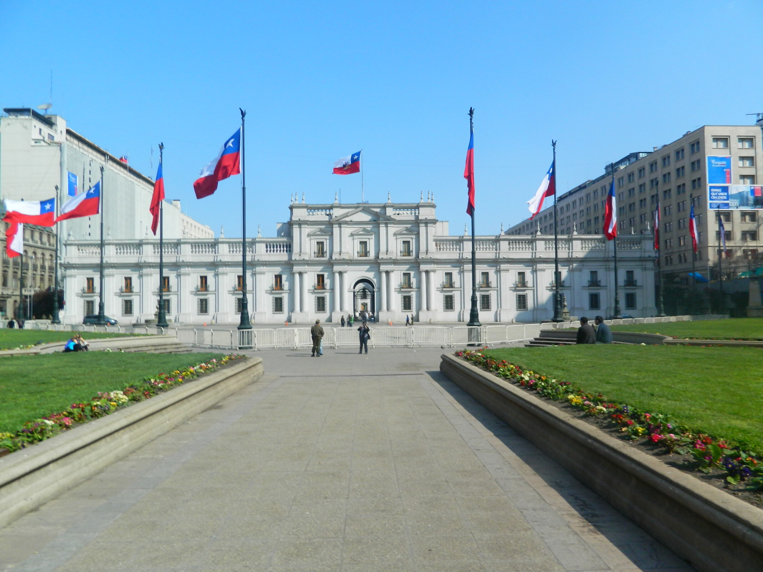 Palacio de la Moneda (Moneda Palace) - Santiago | Secret World Trip Planner