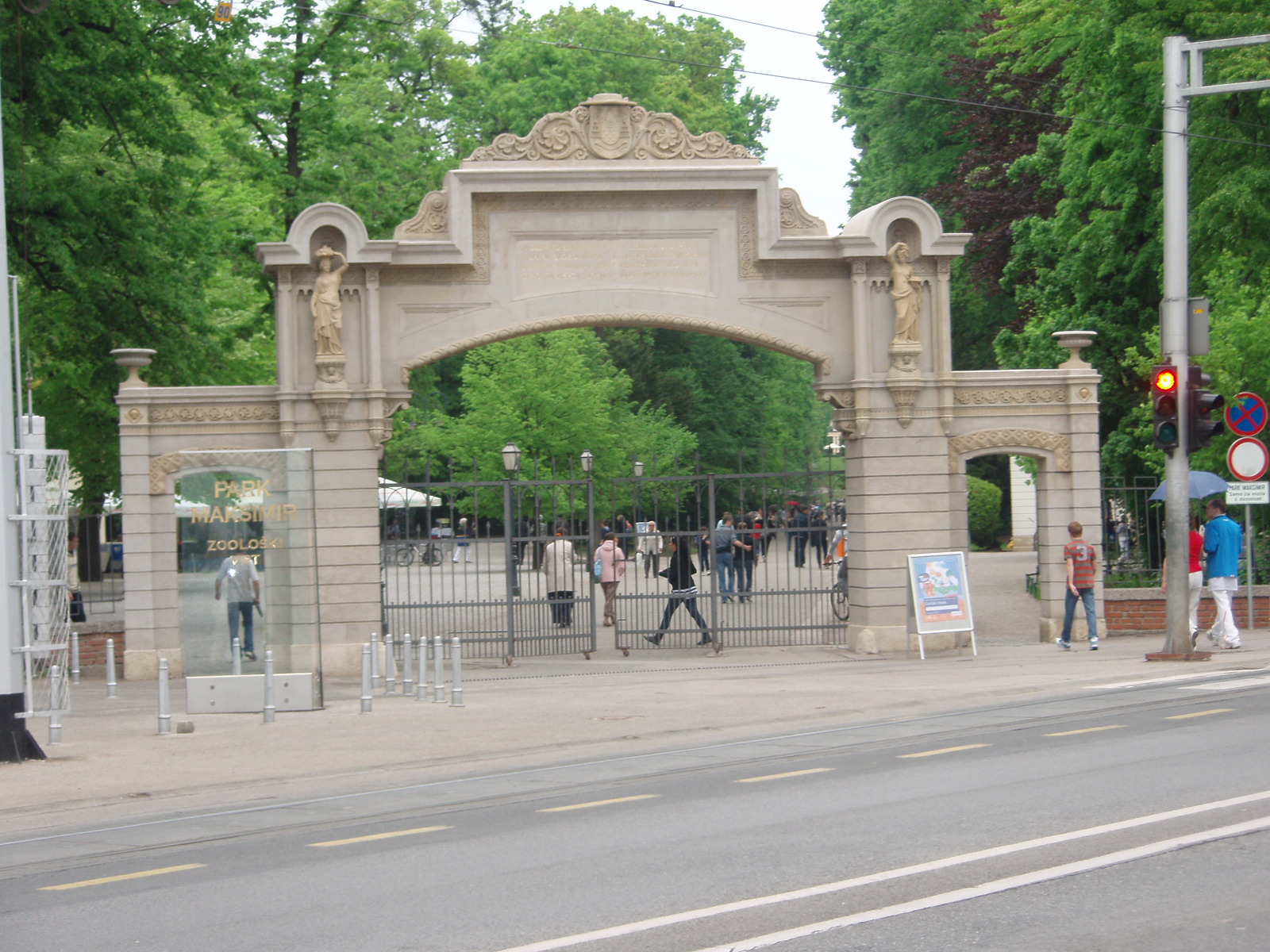 El parque Maksimir, al este del centro de Zagreb - Zagreb | Secret World Trip Planner