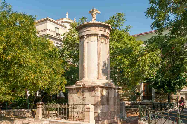 Monumen Koragis dari Lysicrates - Athina | Secret World Trip Planner