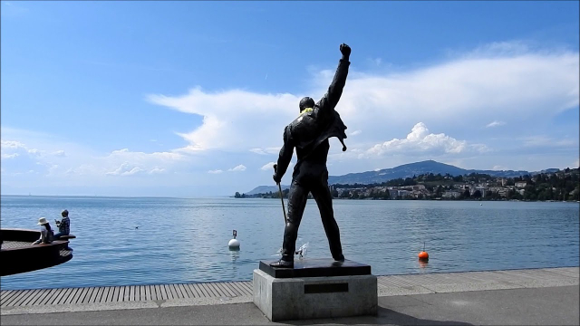 Freddie Mercury-statyn - Montreux | Secret World Trip Planner