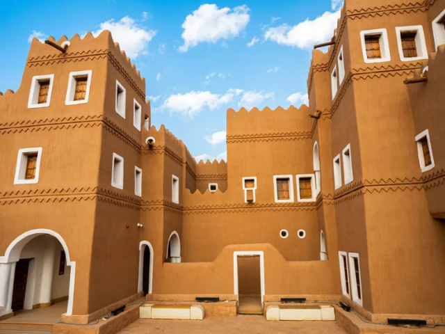 Palais Al-Subaie : Un joyau intemporel de Riyad — شقراء