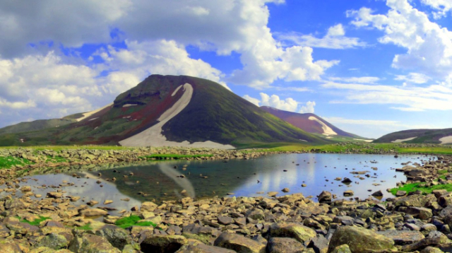 Pico Azhdahak: Donde confluyen antiguas leyendas y belleza volcánica - Azhdahak Mountain | Secret World Trip Planner