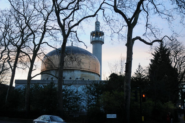 Mezquita Central de Londres - 146 Park Rd | Secret World Trip Planner