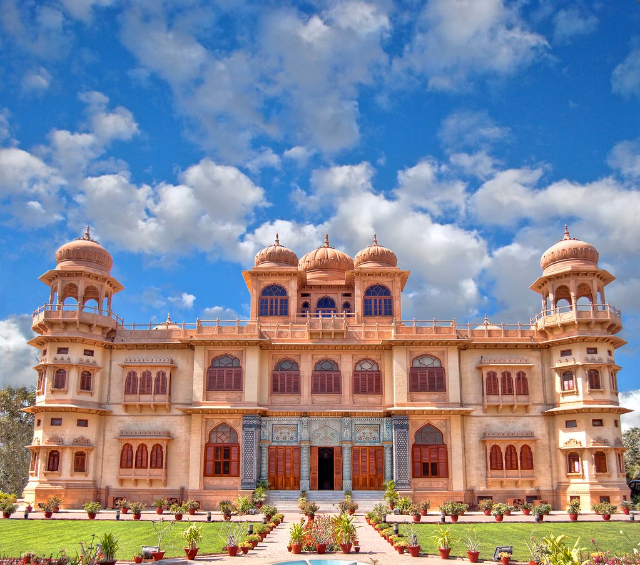 Дворец Мохатта - Karachi | Secret World Trip Planner