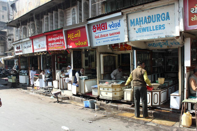扎维里集市：孟买闪亮的珠宝心脏 - Mumbai | Secret World Trip Planner