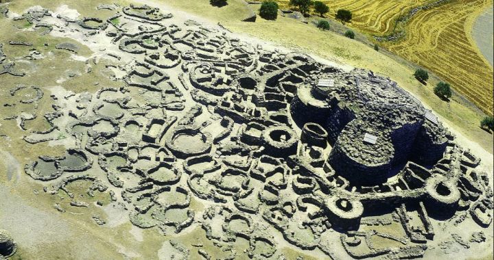 Desa Nuragic di Barumin - Barumini | Secret World Trip Planner