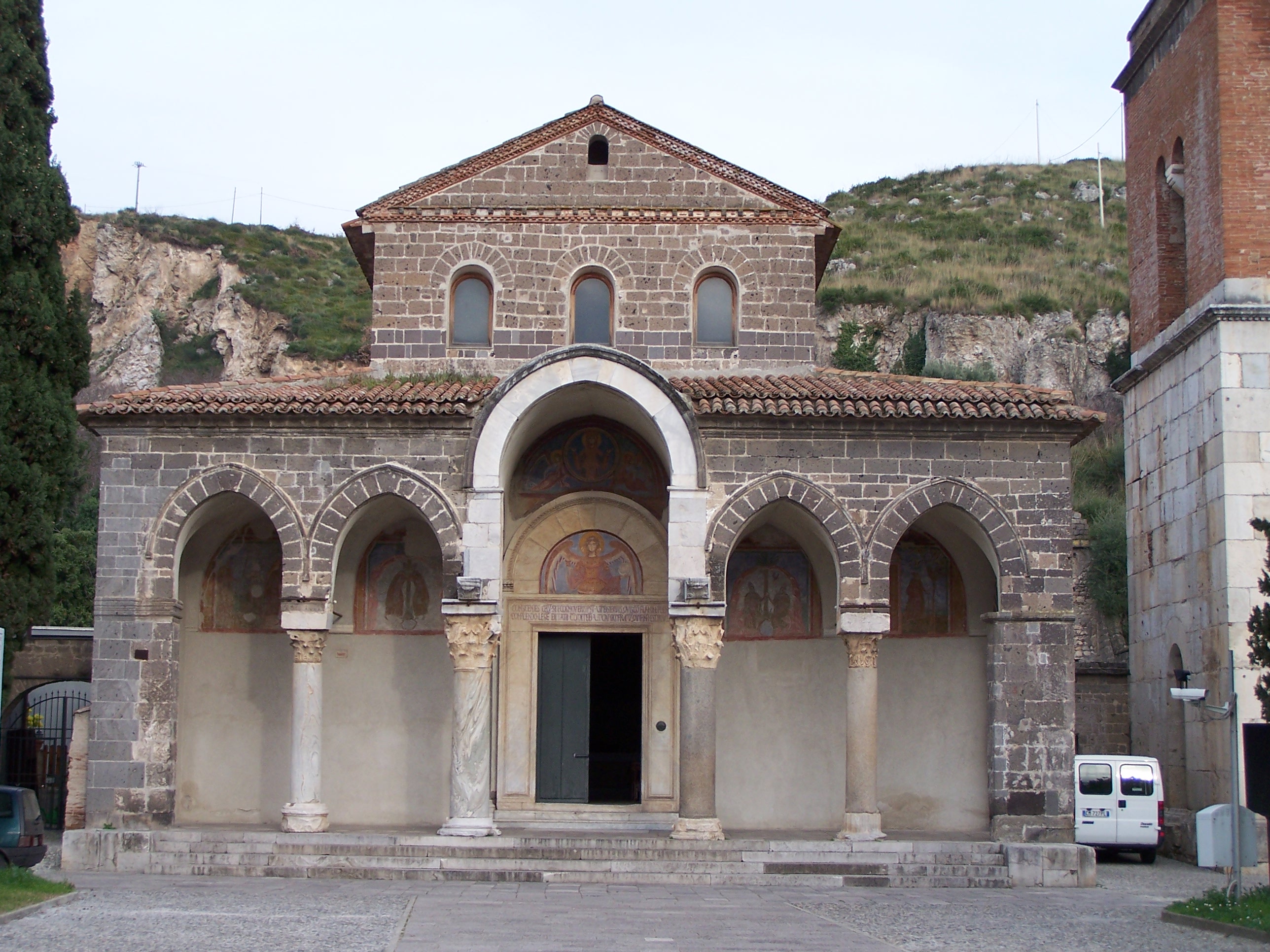 Abația Sant'Angelo in Formis - Sant'Angelo In Formis | Secret World Trip Planner