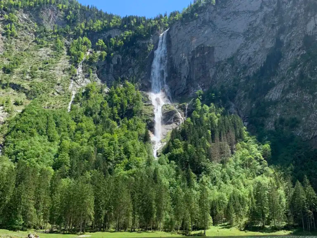 ரோத்பாக் நீர்வீழ்ச்சி - Schönau am Königssee | Secret World Trip Planner