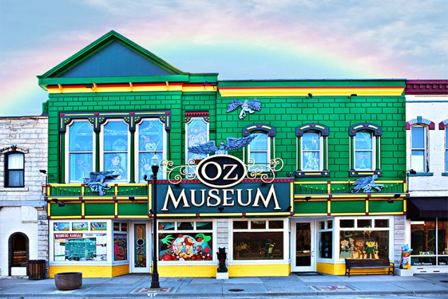 LE MUSÉE DU MAGICIEN D'OZ — Cape Canaveral