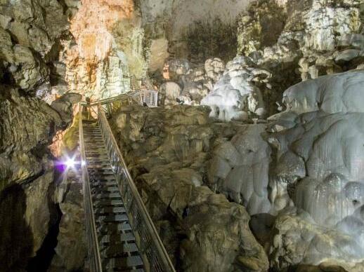 La Cueva de Monte Cucco - Costacciaro | Secret World Trip Planner