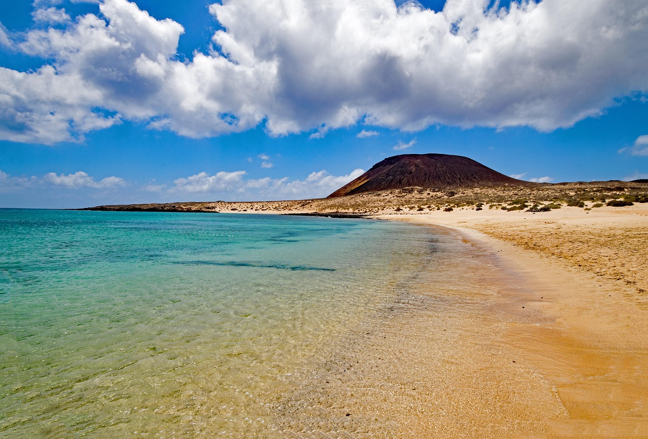 La Graciosa : una piccola perla  - 35540 | Secret World Trip Planner