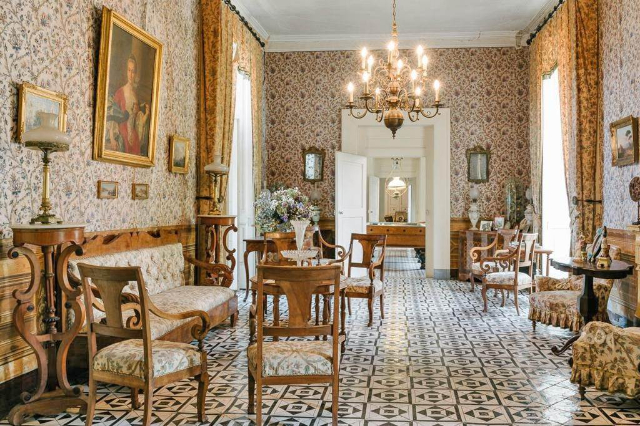 Candida Gonzaga च्या Filangieri इस्टेट - San Paolo Bel Sito | Secret World Trip Planner