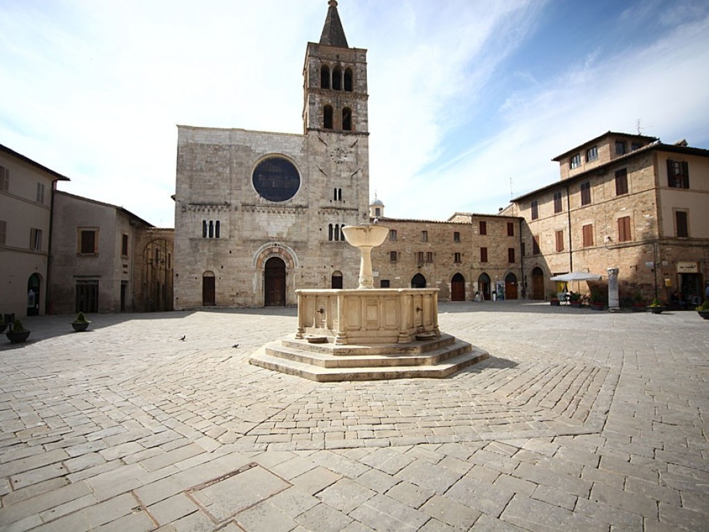Maua - Bevagna | Secret World Trip Planner