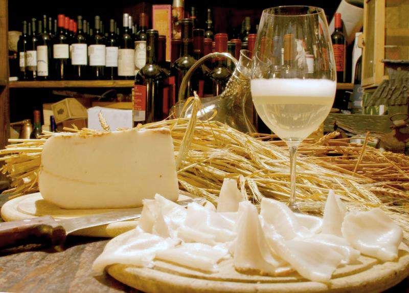 Nafarroako - Colonnata | Secret World Trip Planner