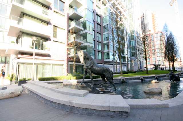 Goodman's Fields Horses. - 54 Leman St | Secret World Trip Planner