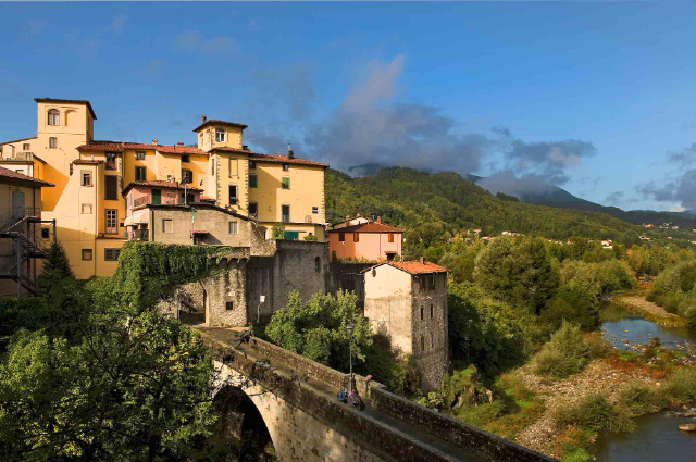 কাস্টেলনুওভো ডি গারফাগ্নানা - Castelnuovo di Garfagnana | Secret World Trip Planner