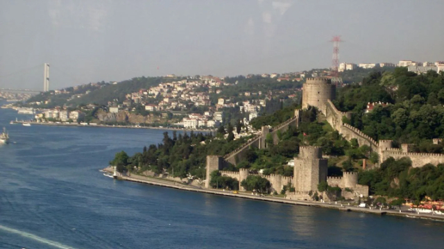 Fortezza di Anadolu Hisari - Anadolu Hisarı | Secret World Trip Planner