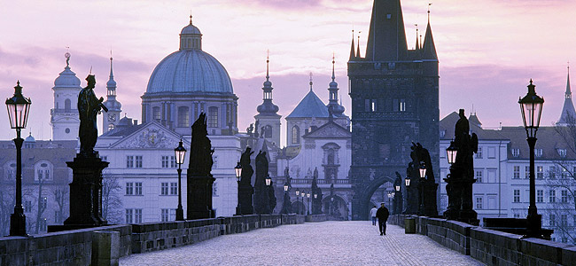 ಪಾಂಟೆ ಕಾರ್ಲೊ (ಕಾರ್ಲುವ್ ಮೋಸ್ಟ್) - Praga | Secret World Trip Planner