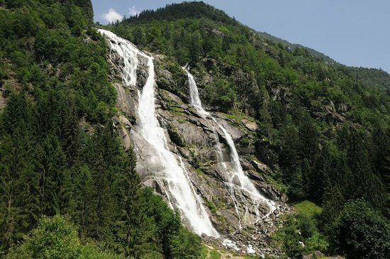 Nardis Tushadi - Cascate Nardis | Secret World Trip Planner