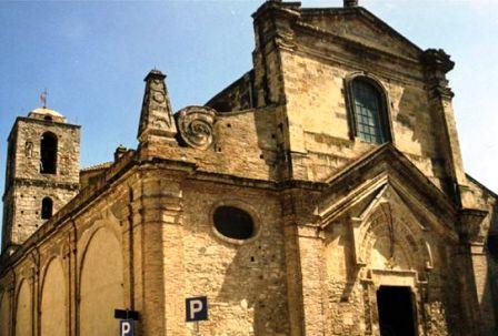 Santa Maria Maggiore Motinos bažnyčia - Miglionico | Secret World Trip Planner