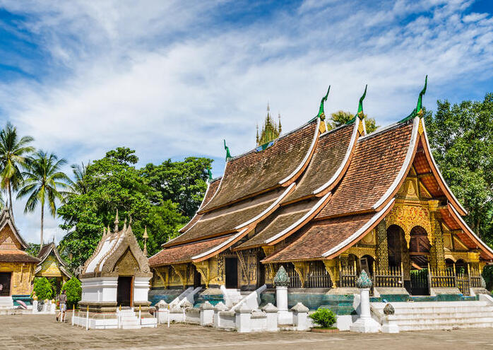 Laos: Wat Xieng Thong (Temple of the Golden City) - Luang Prabang | Secret World Trip Planner