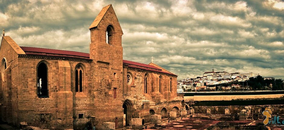 Monasterio de Santa Clara-a-Velha - Santa Clara | Secret World Trip Planner