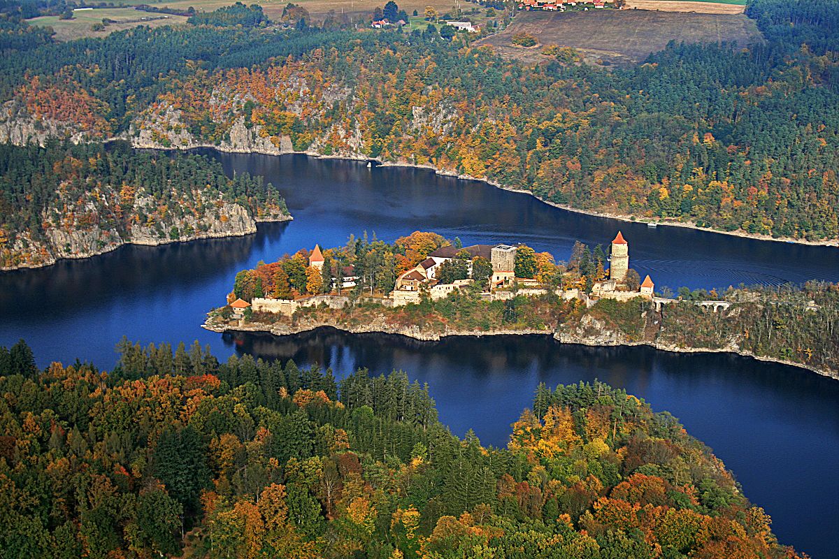 GOCKENBURG - Zvíkovské Podhradí | Secret World Trip Planner