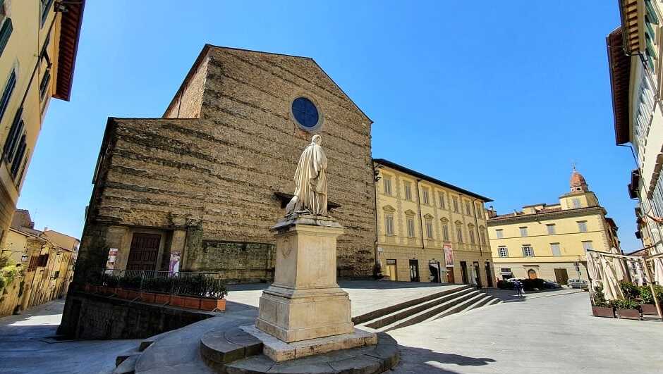Piazza San Francesco à Arezzo - Arezzo | Secret World Trip Planner