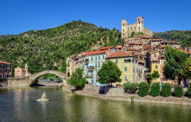 Poble de Dolceacqua - Dolceacqua | Secret World Trip Planner