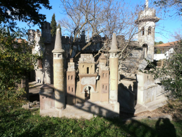 فيلا مائة تحيات - Montpellier | Secret World Trip Planner