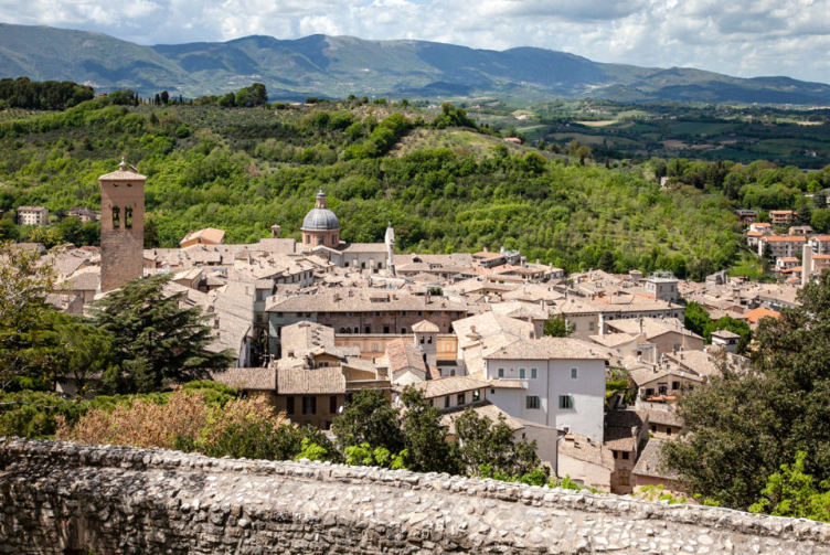 The Umbrian Valley, also known as the Spoletana Valley - Spoleto | Secret World Trip Planner