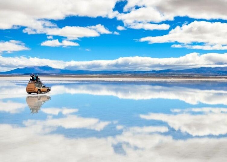 El Salar de Uyuni: la mayor extensión salina de la tierra. - Uyuni Salt Flat | Secret World Trip Planner